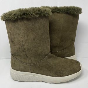Skechers Gen 5 On the Go Sz 6.5 Womens Suede Boots